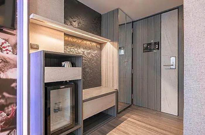Aspira Gems Center Silom 4* 방콕